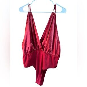 🦩5/$30🦩 NWOT SHEIN Plus Size Red Bodysuit